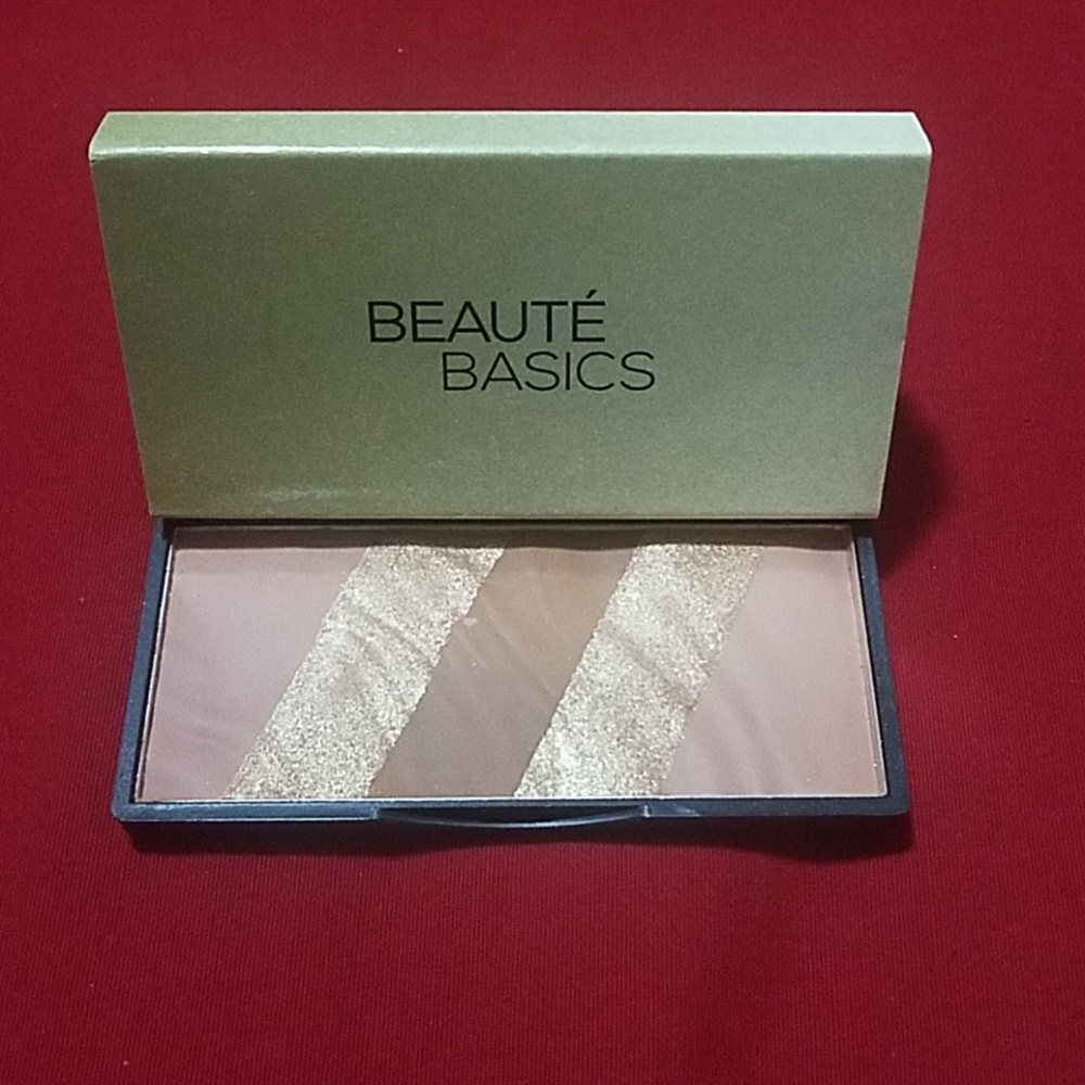 Makeup bundle - Picture 2 of 4